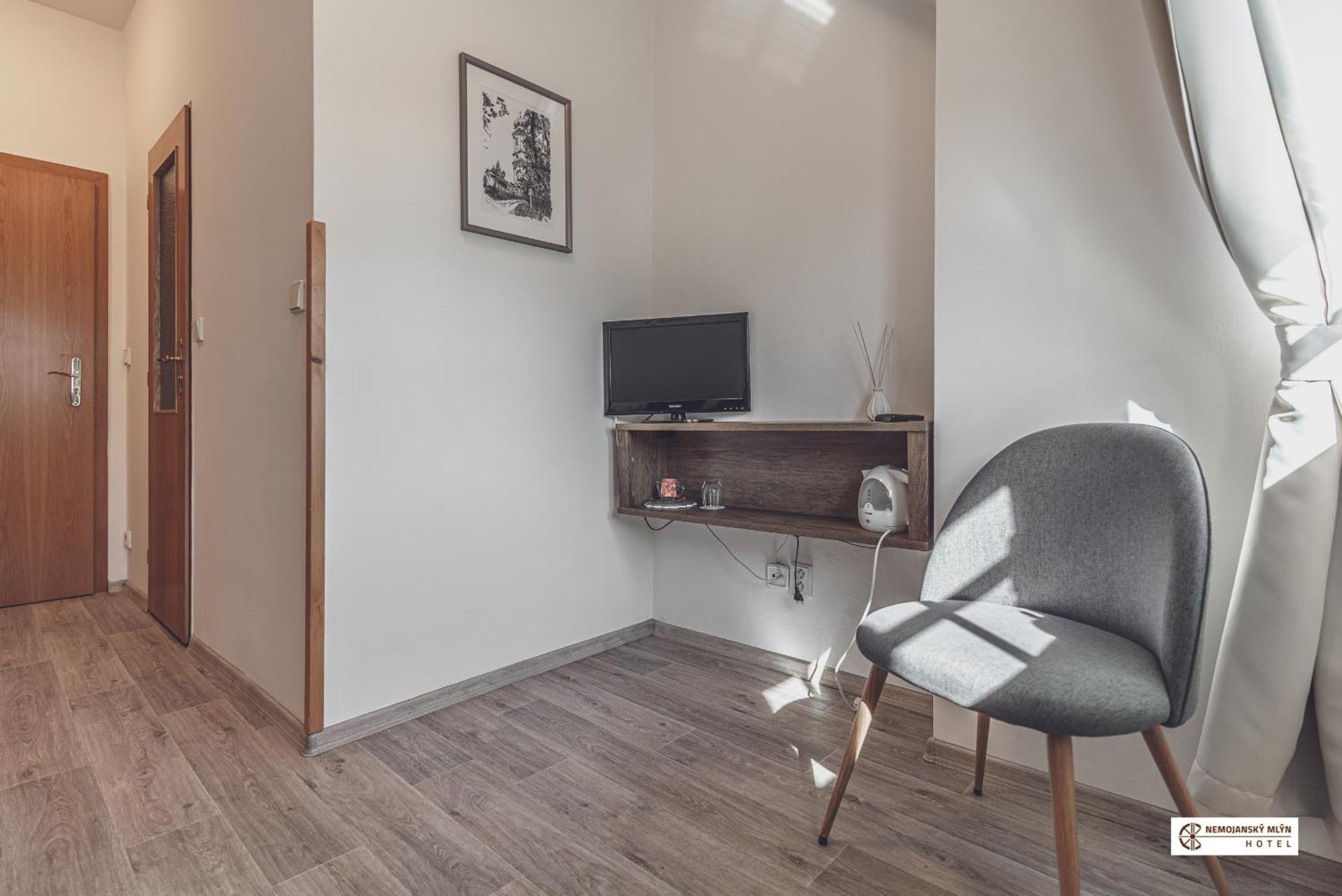 Hotel Nemojansky Mlyn Nemojany Eksteriør bilde