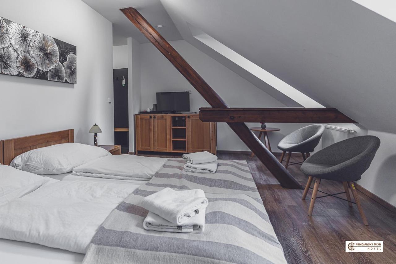 Hotel Nemojansky Mlyn Nemojany Eksteriør bilde